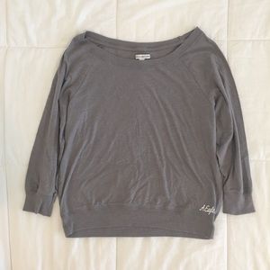 American Eagle Gray Long-Sleeve Top